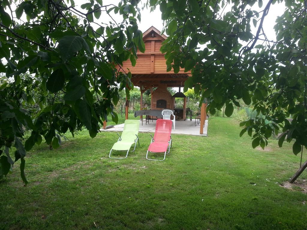 Villa Gyula-Tanya Vendeghaz Csongrád Exterior foto